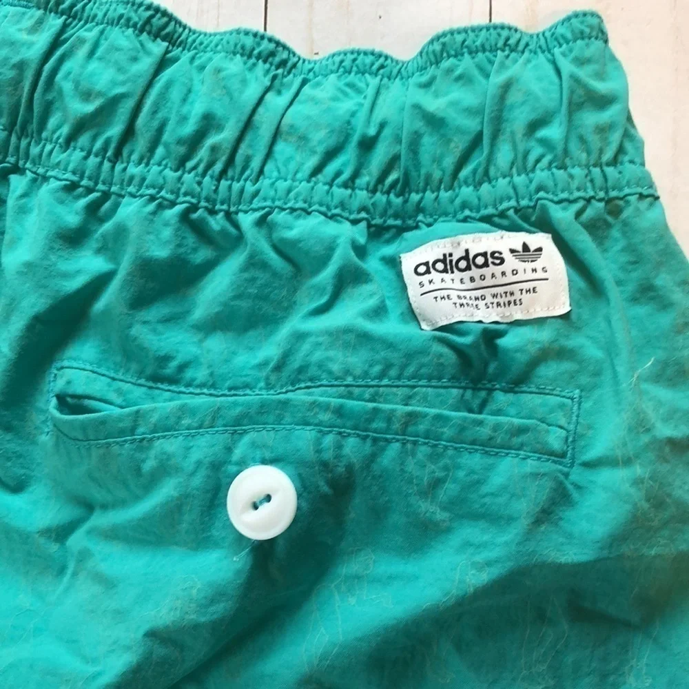 Adidas swim trunks size Large - Picture 6 of 10